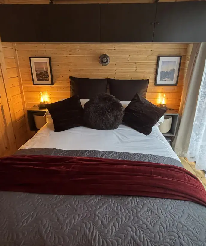 Living area and seating